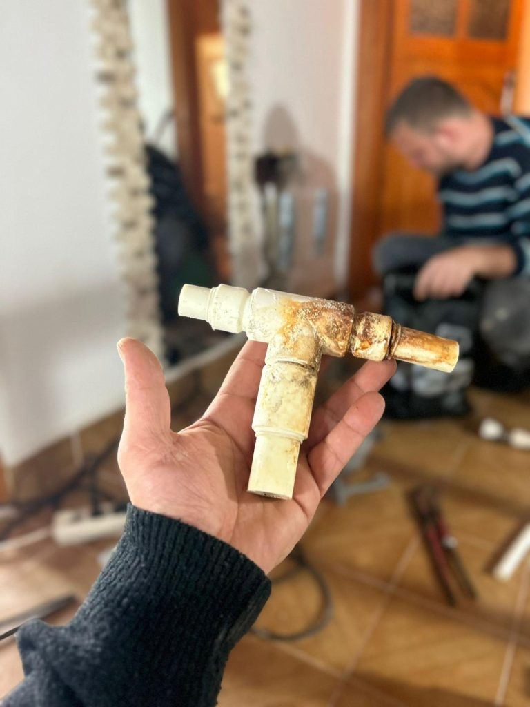 tekirdag merkez su kacak tespiti kirmadan cihazla su kacagi bulma ve tamiri edirne tesisatci